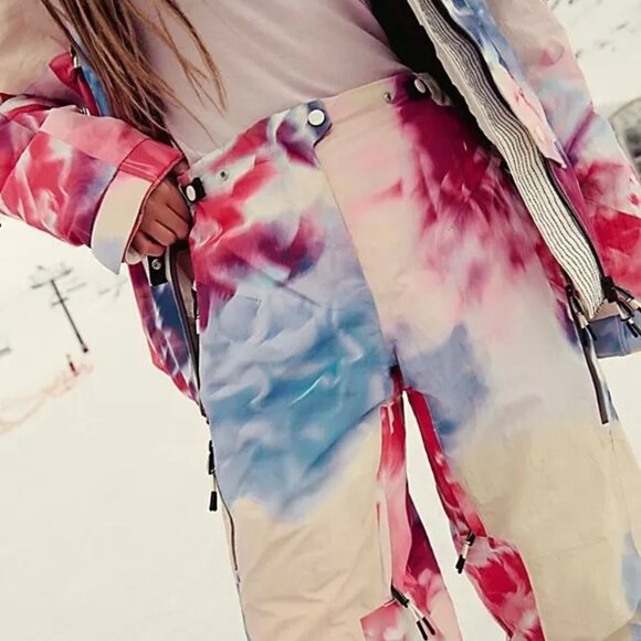 NEW NWT FREE PEOPLE Cares On the Ascend Cosmic Color Printed Ski Pants $428 MSRP - Picture 8 of 10